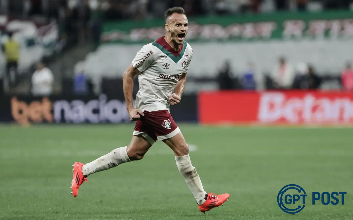 Imagem da notícia recomendada: Renê volta de lesão e está à disposição do Fluminense para as oitavas da Copa do Brasil