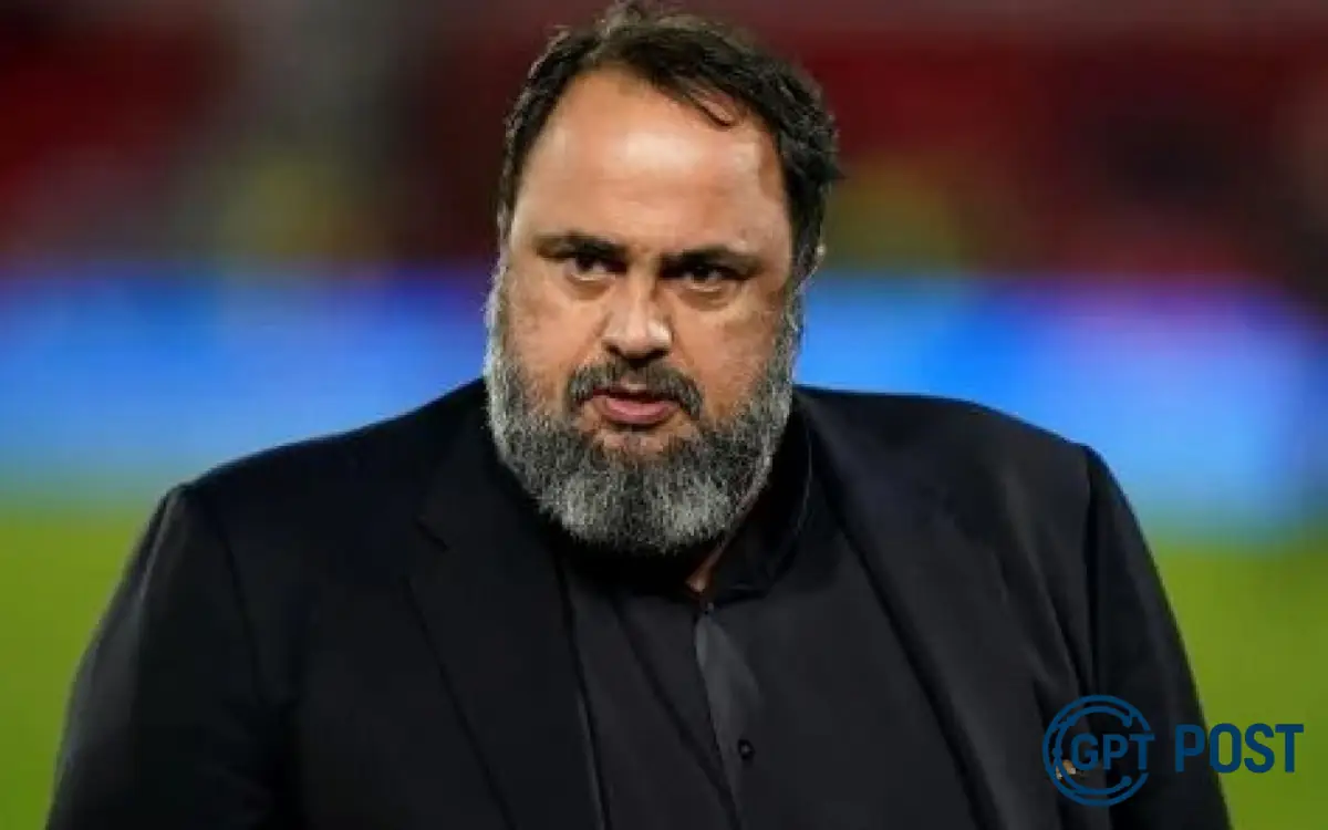 Imagem principal da notícia: Investidor grego amplia seu império: Marinakis compra mais um clube?