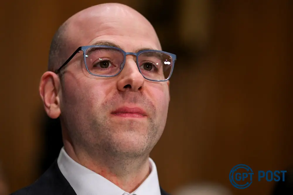 Imagem da notícia recomendada: Trump escolhe Stephen Miran para o Federal Reserve: Oportunidade ou Pressão?