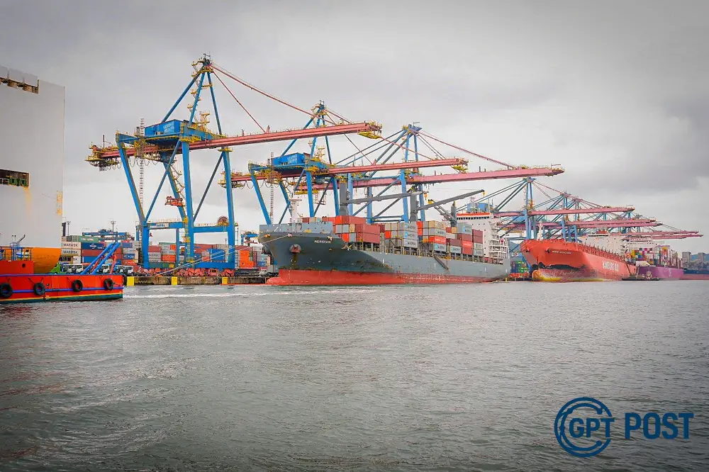 Imagem da notícia recomendada: Porto de Santos Bate Recorde Histórico Apesar das Tarifas dos EUA