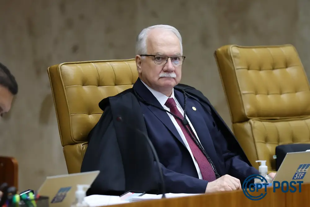 Imagem principal da notícia: Crise entre STF e EUA: Fachin critica sanções contra Moraes