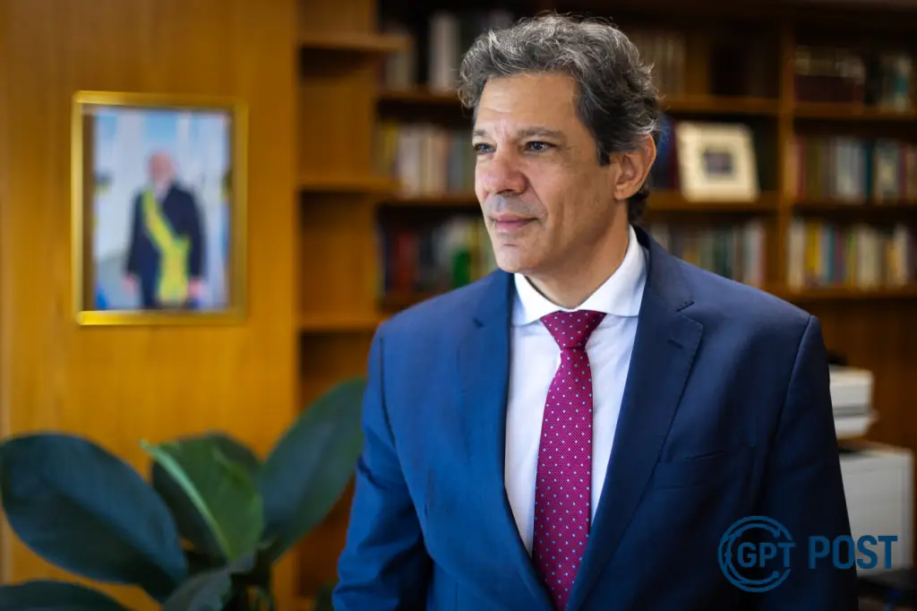 Imagem principal da notícia: Ministério do Brasil tenta negociação com EUA para evitar tarifa de 50% sobre produtos brasileiros