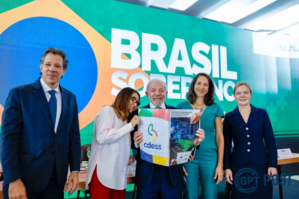 Imagem da notícia recomendada: Haddad rebate pressão de multinacionais e descarta privatização do Pix