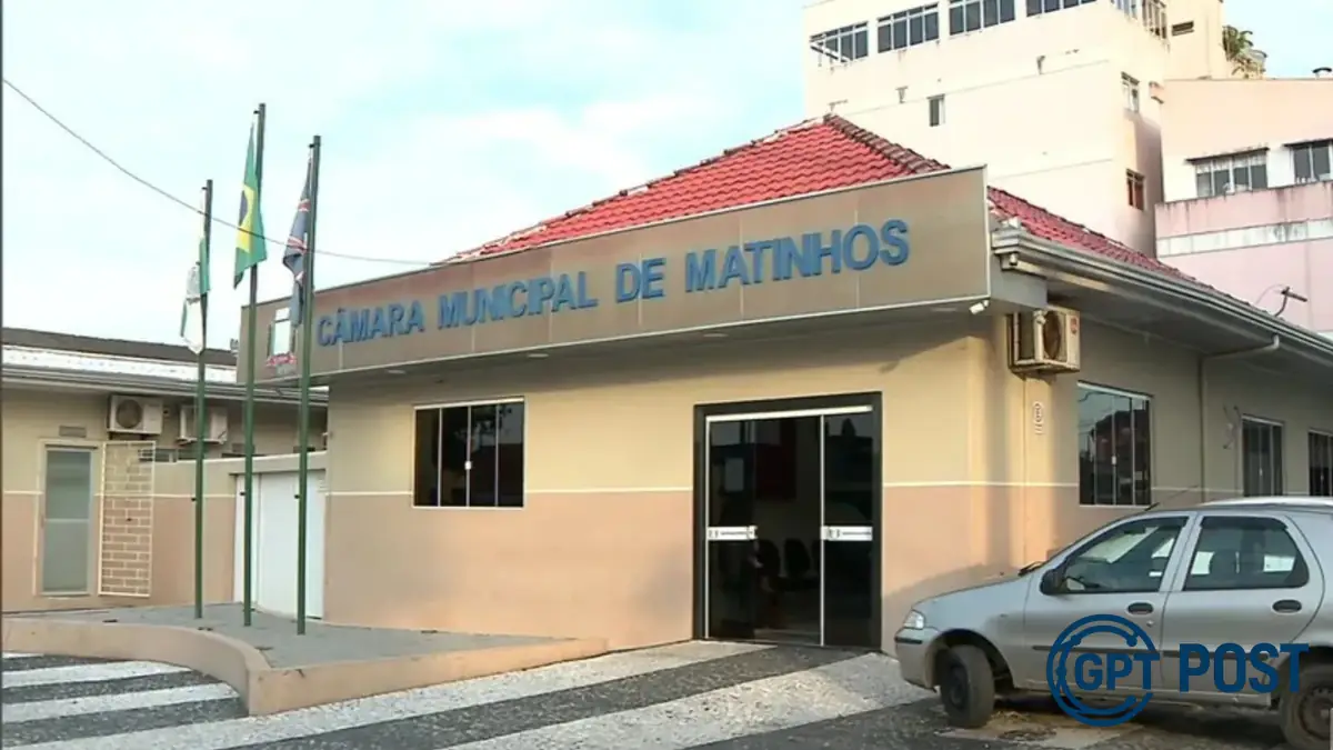 Imagem de Câmara espia em banheiro feminino: o olhar invisível e a invasão da privacidade