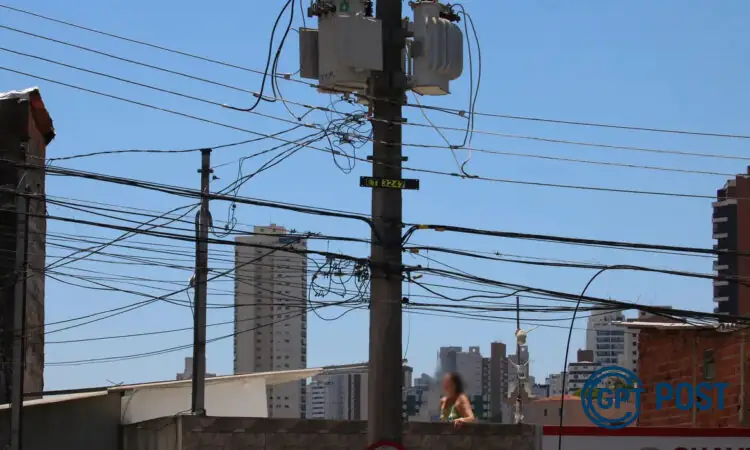 Imagem principal da notícia: Mortes por choques elétricos aumentam em 2024, apesar de queda no número de acidentes