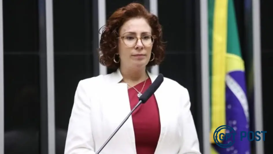 Imagem da notícia recomendada: Carla Zambelli e o drama de fugir da Justiça: uma fuga que virou farça