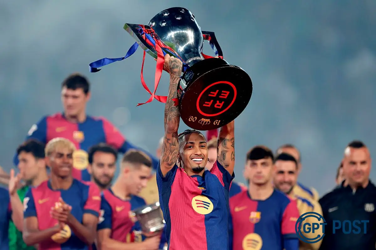 Imagem principal da notícia: Raphinha fora do top-4: Conheça os melhores jogadores da temporada 2024/2025