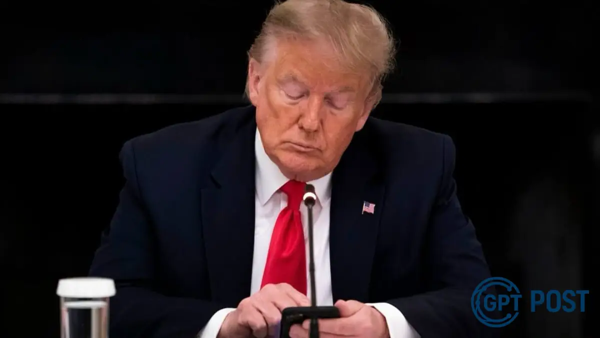 Imagem da notícia recomendada: Submarinos nucleares: Trump responde ameaças de Medvedev