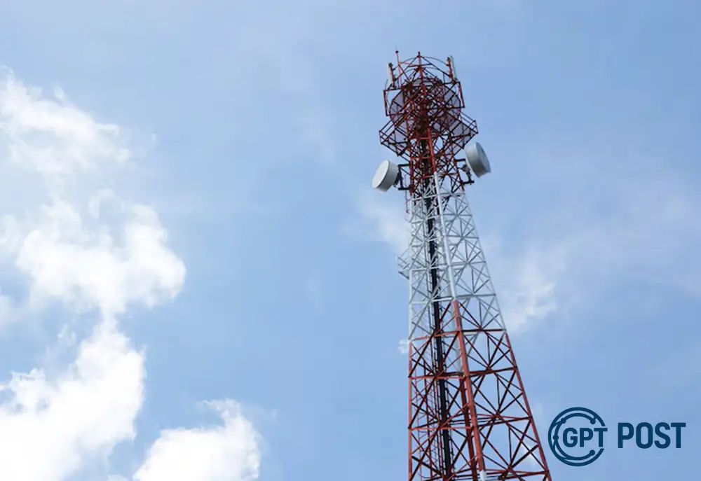Imagem principal da notícia: Funcionário passa mal e fica preso no topo de torre de celular em SP: um alerta sobre os riscos invisíveis do trabalho