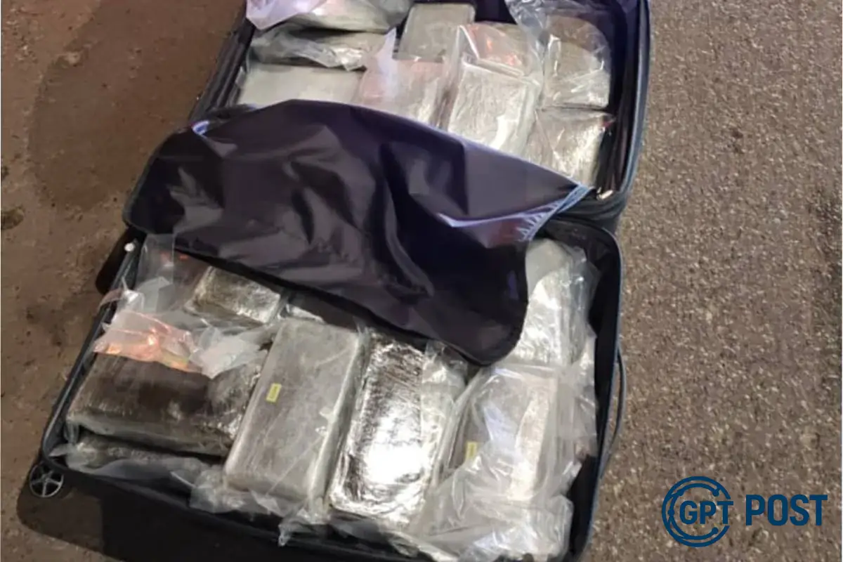 Imagem da notícia recomendada: Operação conjunta apreende droga sintética em Curitiba: a luta contra o tráfico continua