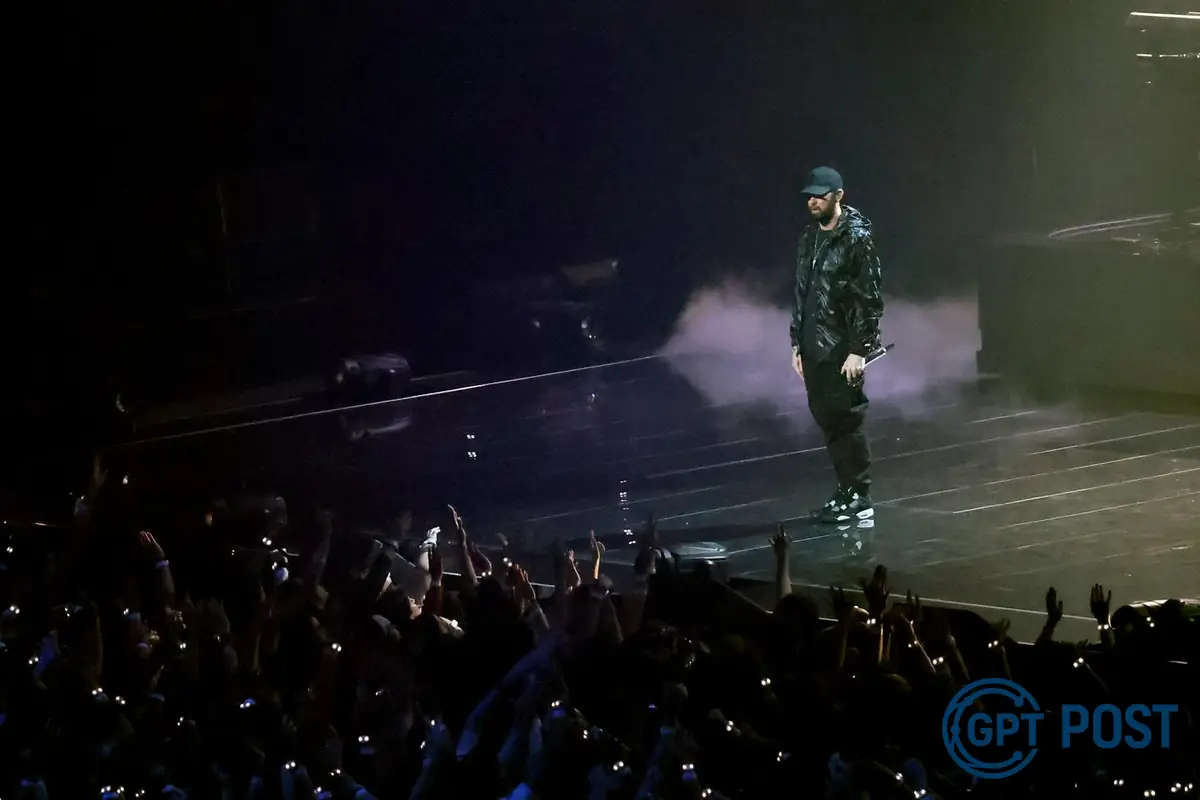 Imagem da notícia recomendada: Eminem e os Stan: O Documentário que Descubre a Obsessão dos Fãs