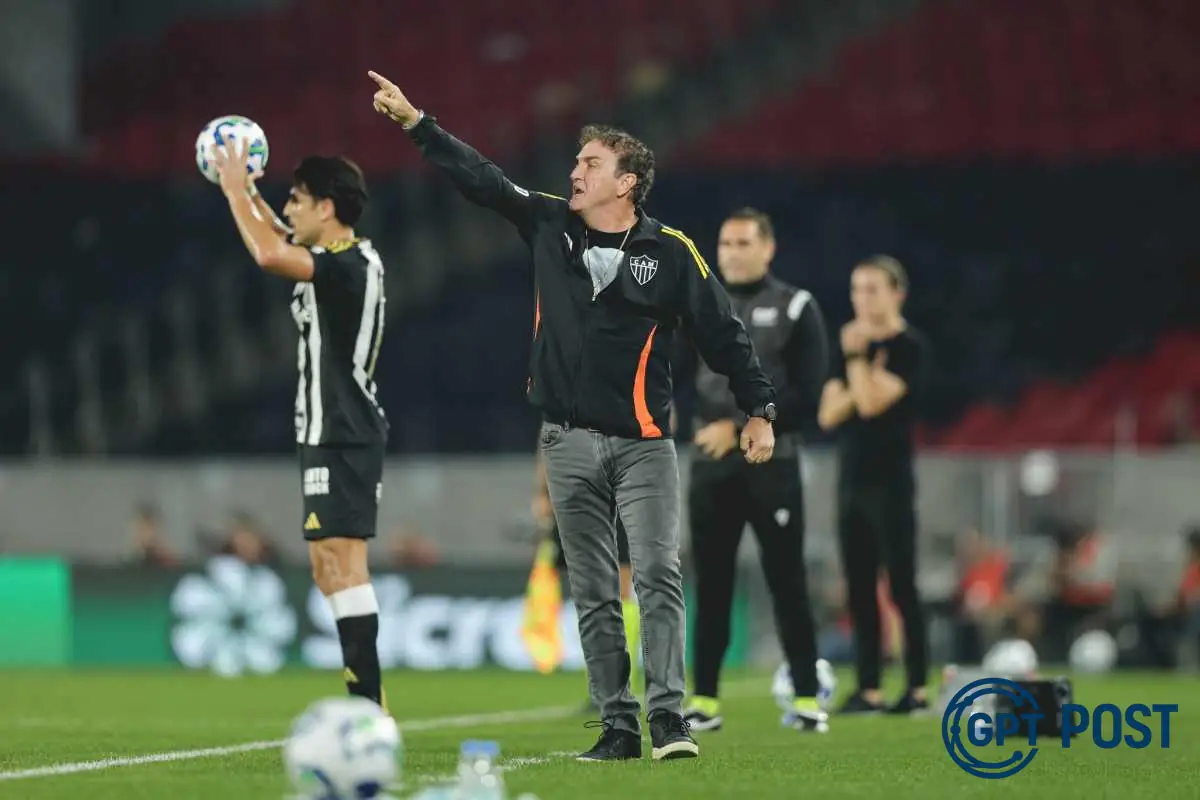 Imagem principal da notícia: Cuca analisa vitória do Atlético-MG e estratégias contra o Flamengo na Copa do Brasil