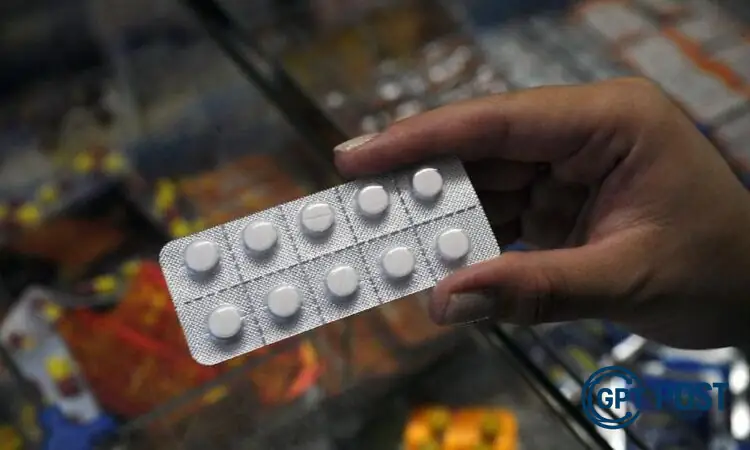 Imagem principal da notícia: Brasil e EUA: Uma guerra tarifária que afeta medicamentos