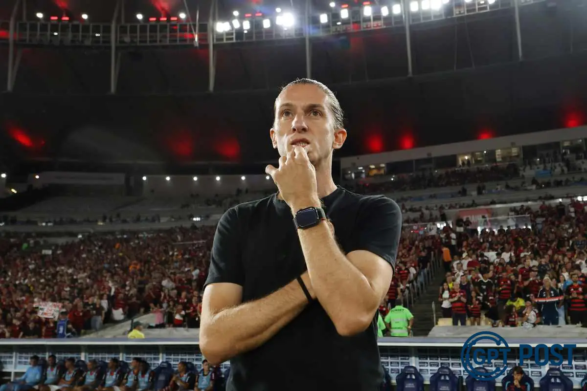 Imagem principal da notícia: Flamengo tropeça na defesa e Filipe Luís critica atuação ruim