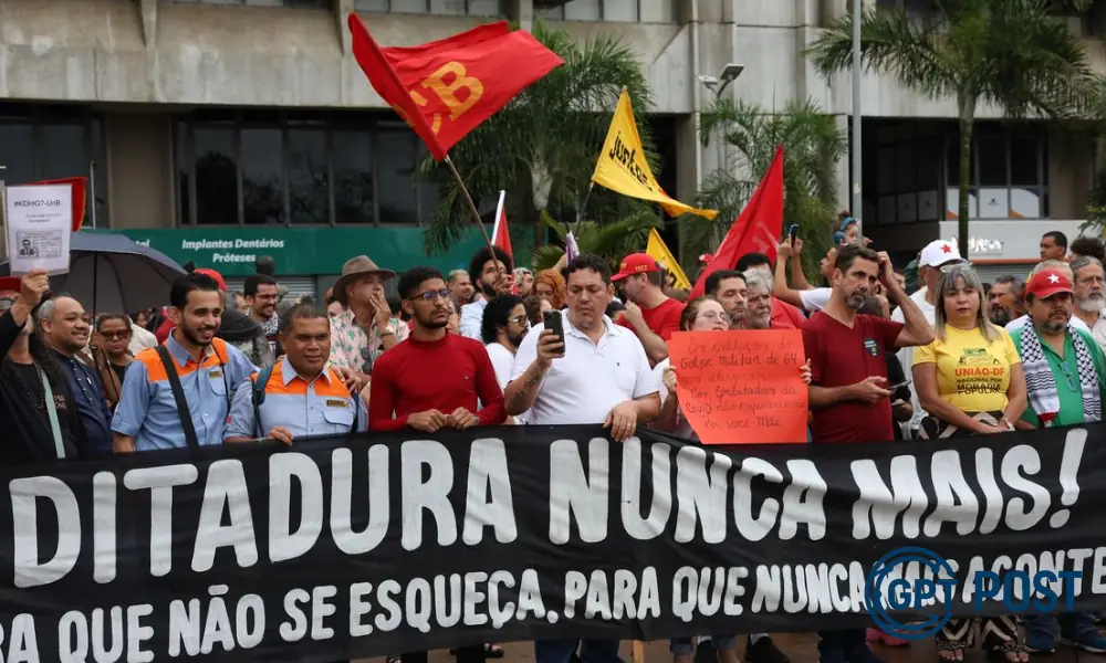 Imagem principal da notícia: O Declínio da Democracia: Autocracias ultrapassam os Democratas no Mundo