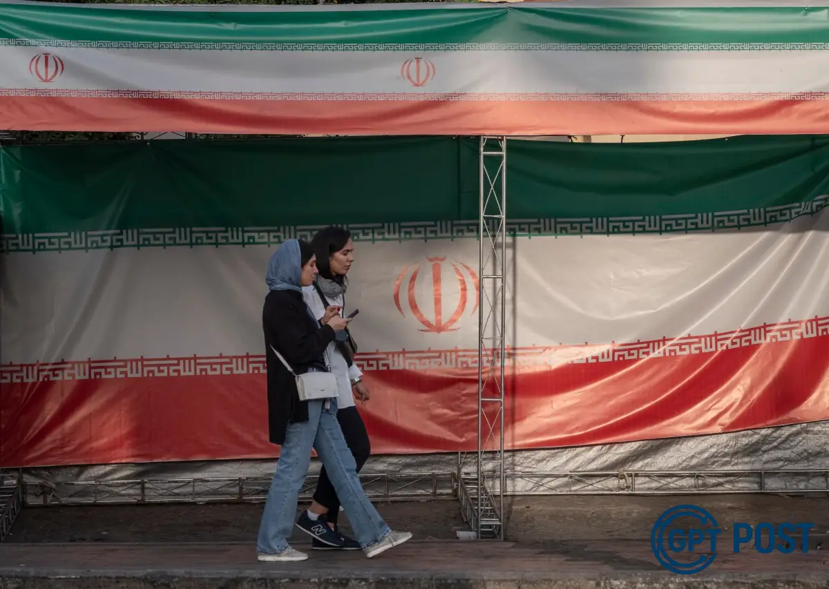 Imagem principal da notícia: Apple alerta iranianos sobre ataques de espionagem em iPhones