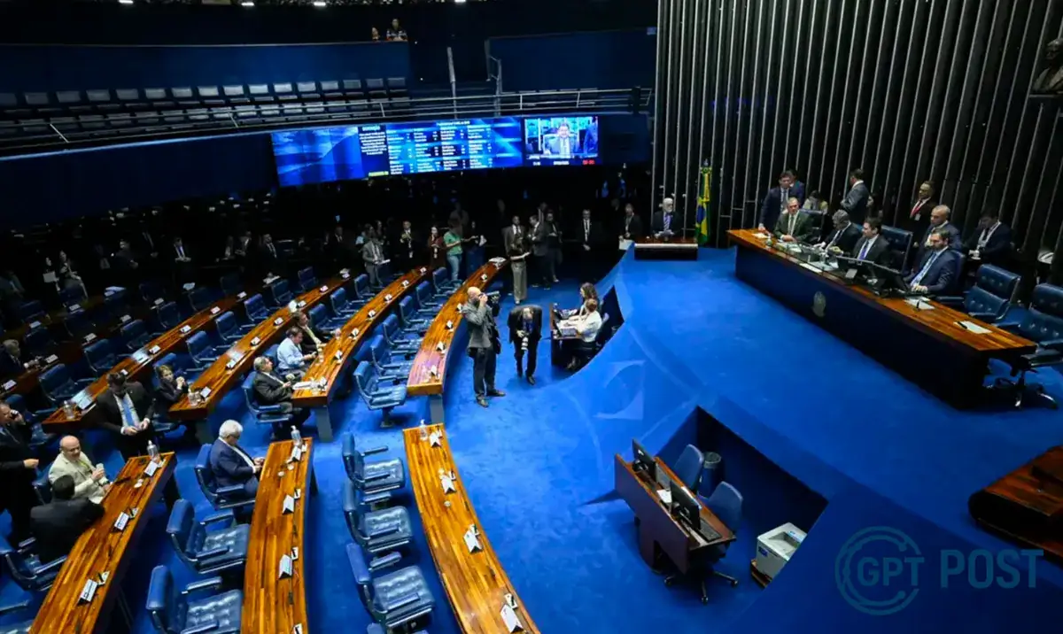 Imagem principal da notícia: Isenção do Imposto de Renda para quem ganha até R$ 3 mil é aprovada pelo Senado