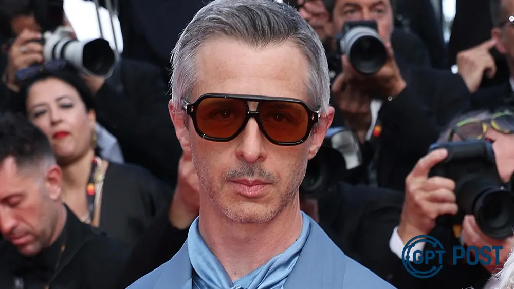 Imagem de Jeremy Strong pode assumir papel de Mark Zuckerberg em continuação de 'The Social Network' – Veja os detalhes!
