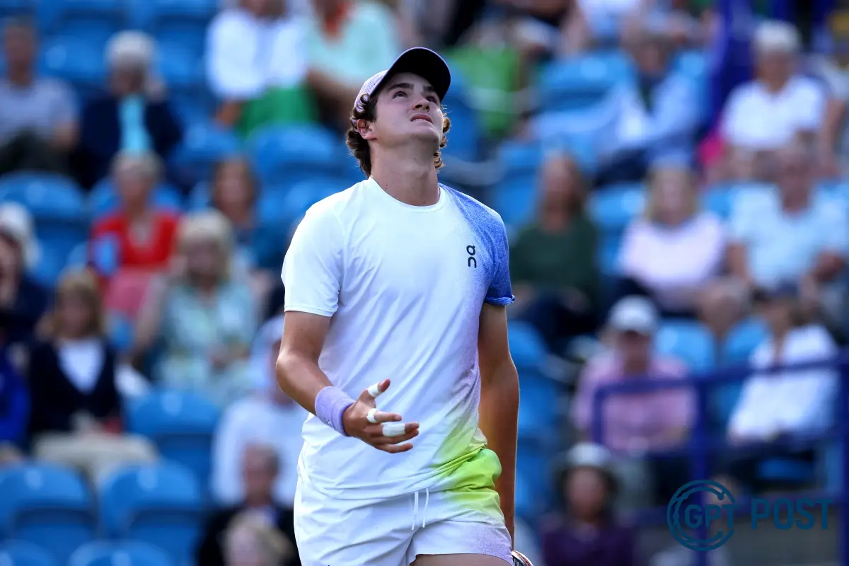 Imagem principal da notícia: João Fonseca cai na estreia do Masters 1000 de Toronto: uma derrota que define o tênis moderno