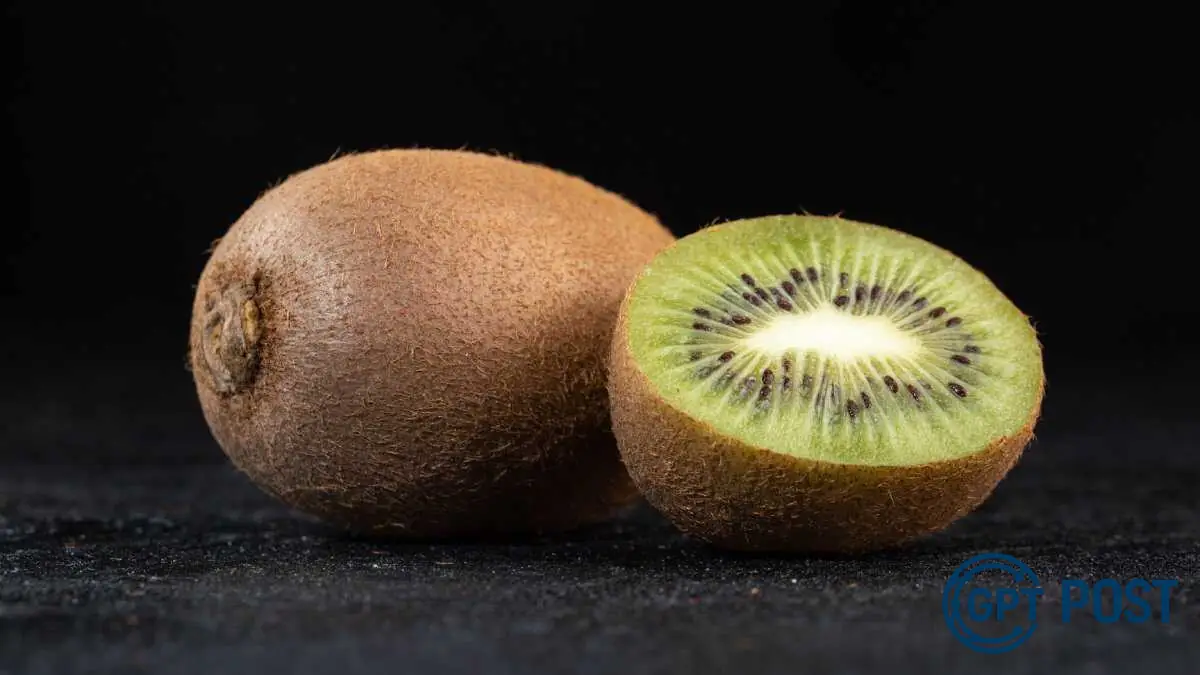Imagem de Dois kiwis antes de dormir: descubra como essa fruta pode revolucionar seu sono e desempenho