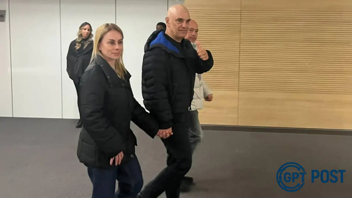 Imagem principal da notícia: Ministro Alexandre de Moraes comparece ao jogo do Corinthians após sanção dos EUA