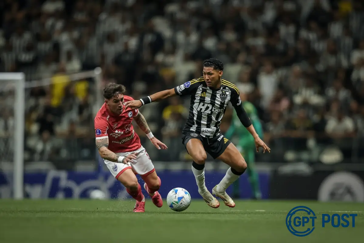 Imagem principal da notícia: Crise no Atlético-MG: jogadores processam clube por salários atrasados