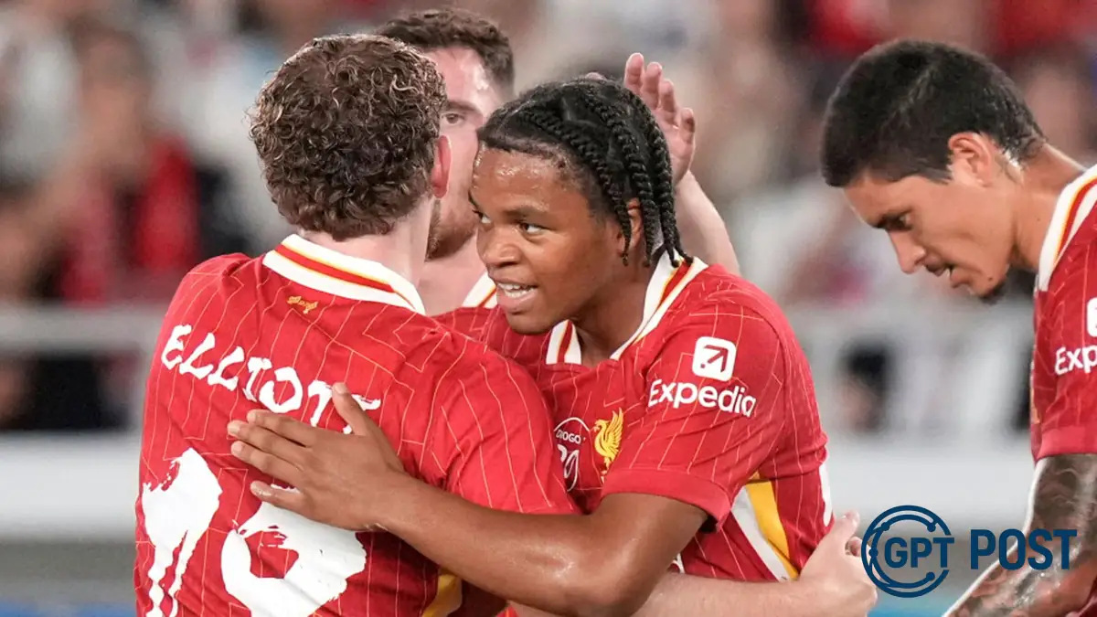 Imagem principal da notícia: Acesso à Primeira Liga: Rio Ngumoha brilha em amistoso e conquista torcida de Liverpool