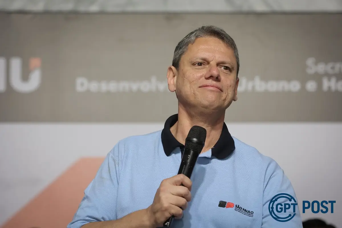 Imagem da notícia recomendada: Tarcísio ignora Moraes em defesa de Bolsonaro, irritando aliados